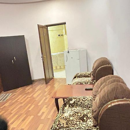 Manand Hotel エレバン エクステリア 写真